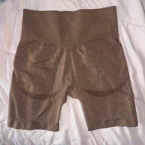 Gym shorts color light brown